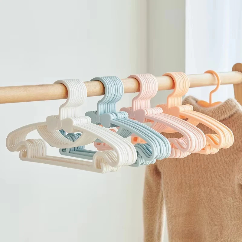 Baby Clothing Display - 10 perchas portátiles de plástico para