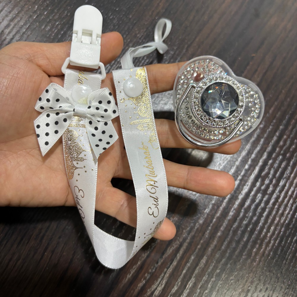 Chupete y Soporte para Chupete - Baby Clothing Gift Set reseña y precio