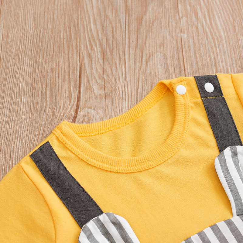 Ropa de bebé recién nacido Uni - Baby Clothing Display reseña y precio